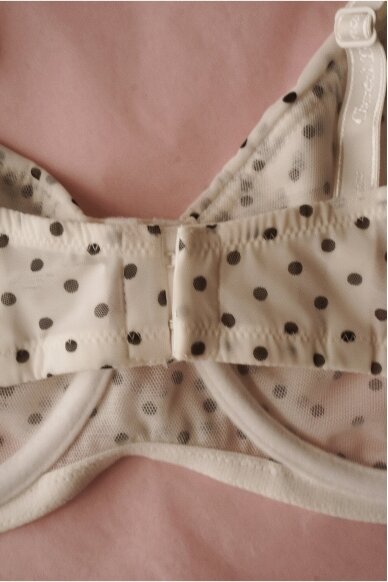 Chantal Thomas laces Bra Invoire Pois 2 Chantal Thomas laces Bra Invoire Pois 2