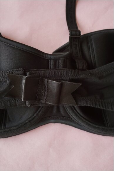 Chantal Thomass Laces Bra 3