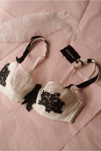 Chantal Thomass Laces Bra Tombeuse  3