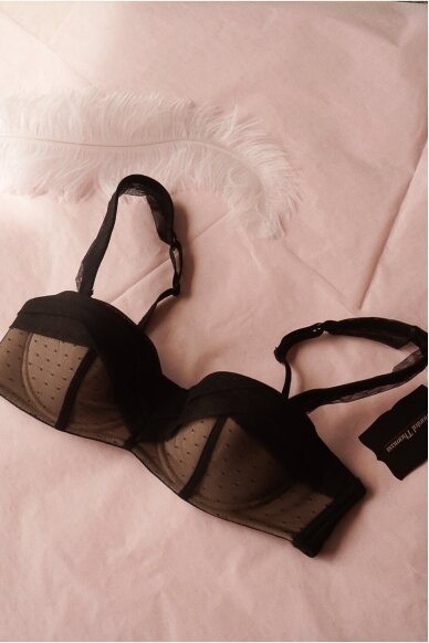 Chantal Thomass Laces Bra Encens Moi 80D Chantal Thomass Laces Bra Encens Moi 80D
