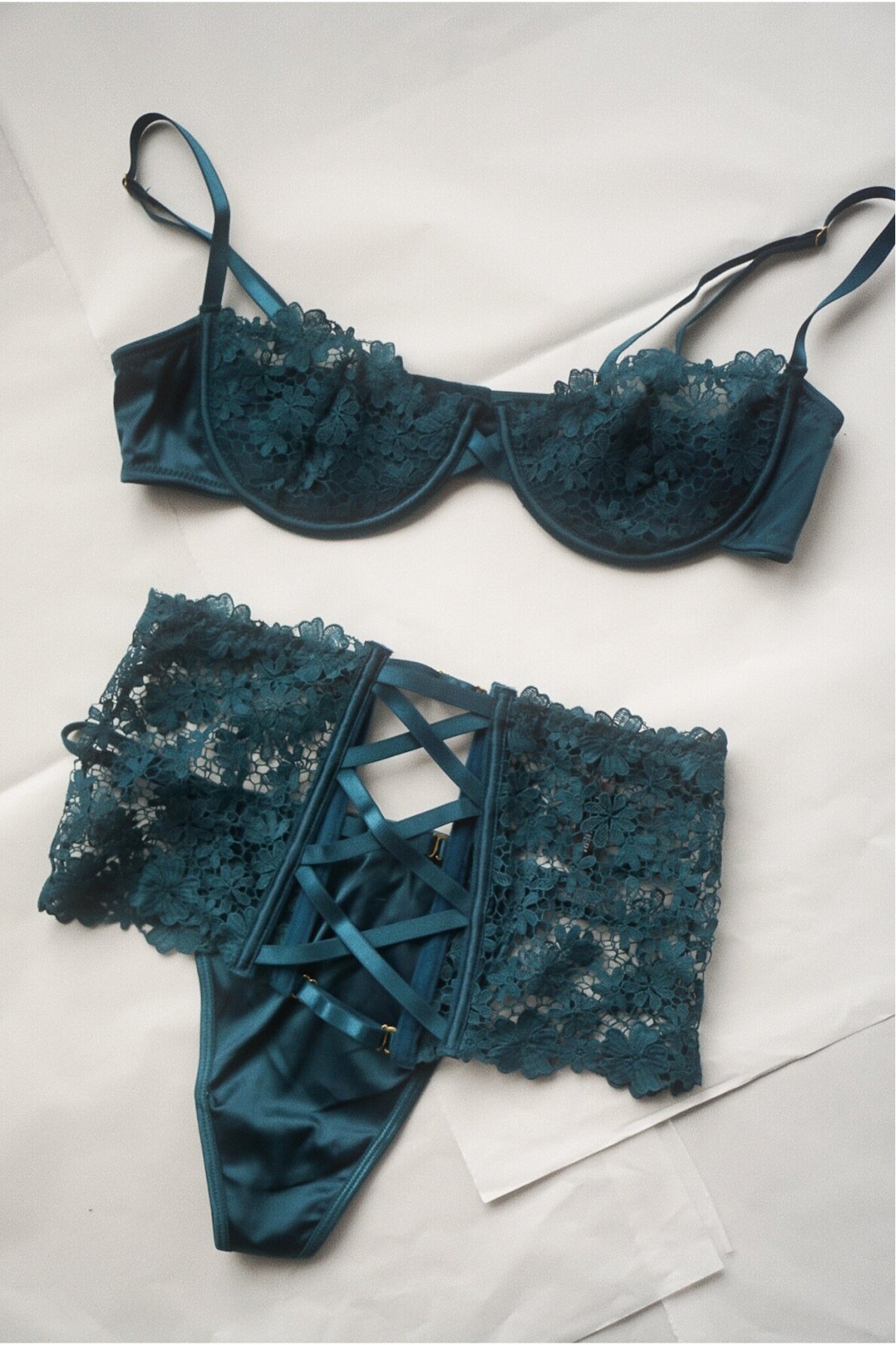 Oh La La Cheri Paris 3 Pieces Set Electric Colour 3