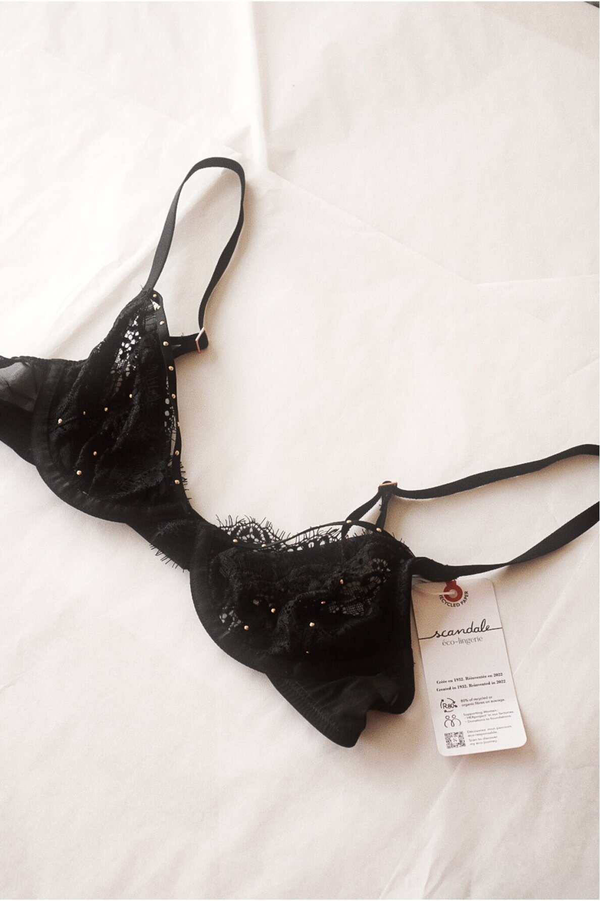 Scandale Laces Bra 4