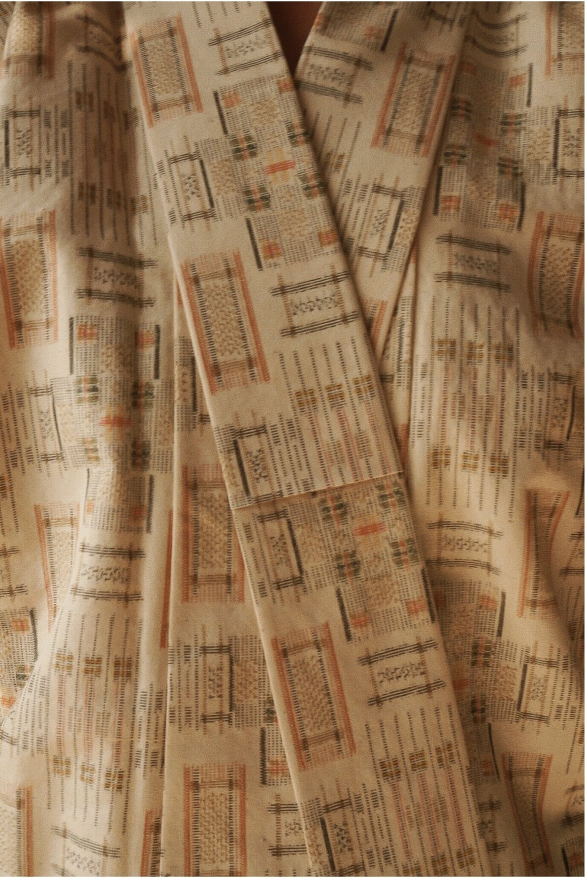 Vintage Authentic Japanese Kimono Hand Made One Size 2 Vintage Authentic Japanese Kimono Hand Made One Size 2