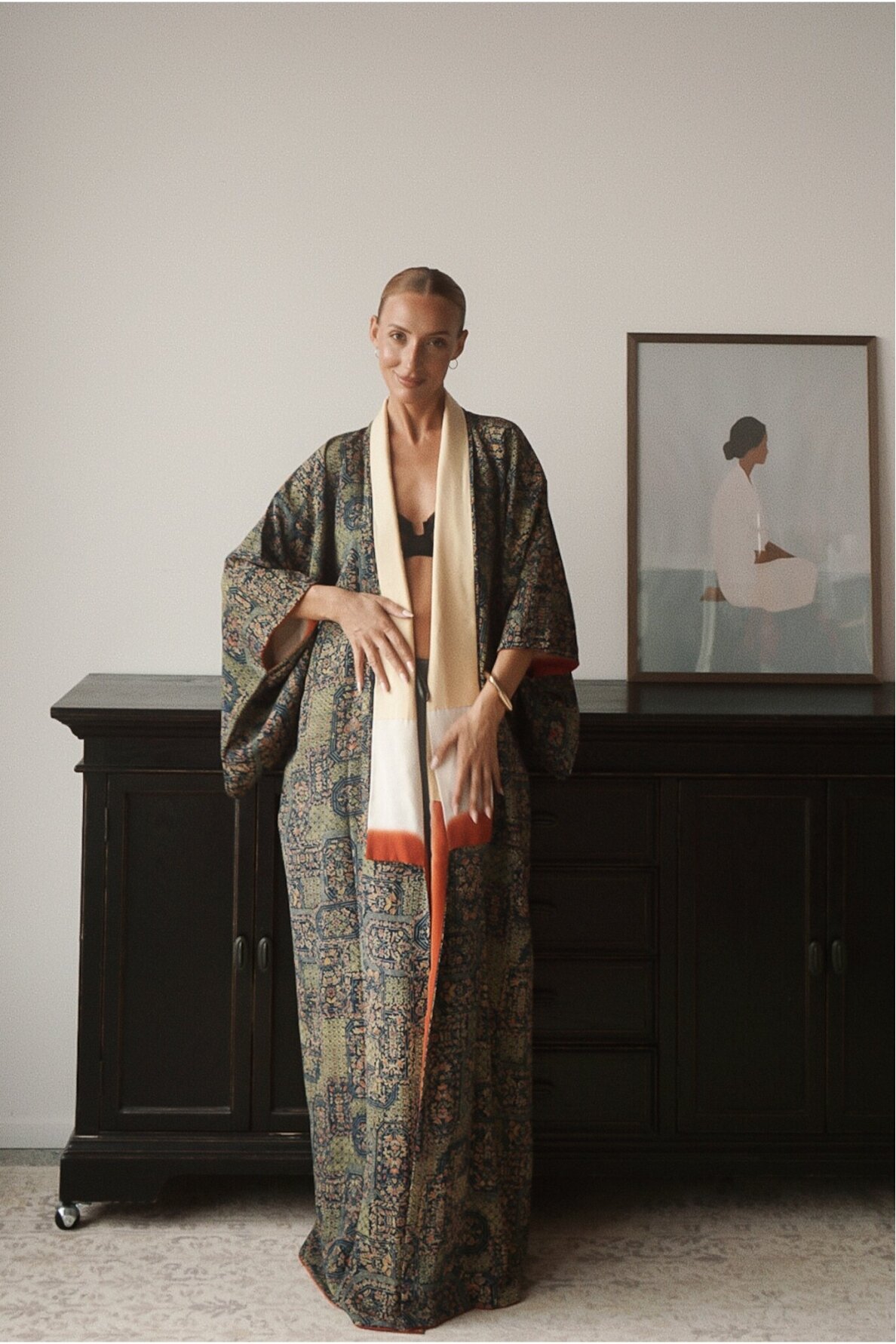 Vintage Authentic Japanese Kimono Hand Made One Size Vintage Authentic Japanese Kimono Hand Made One Size