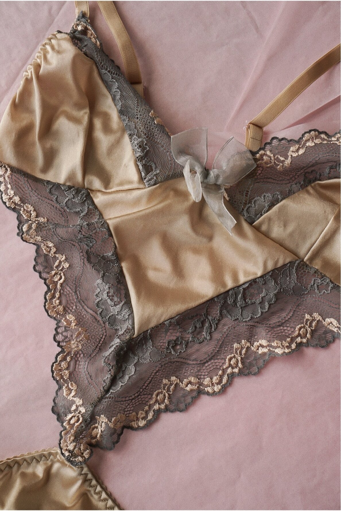 Vintage Laces Bodysuit Size S 1