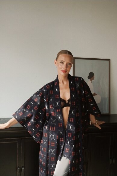 Vintage Authentic Japanese Kimono Hand Made One Size 2 Vintage Authentic Japanese Kimono Hand Made One Size 2