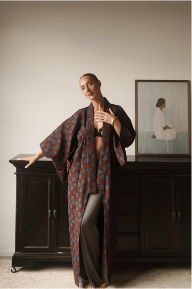 Vintage Authentic Japanese Kimono Hand Made One Size Vintage Authentic Japanese Kimono Hand Made One Size