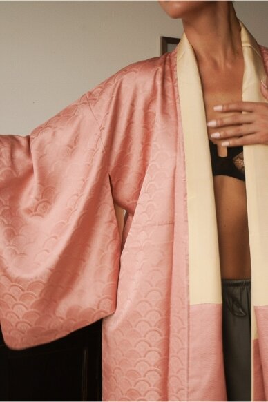 Vintage Authentic Japanese Kimono Hand Made One Size 2