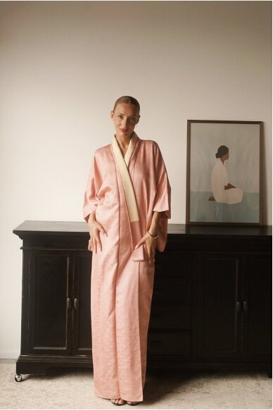 Vintage Authentic Japanese Kimono Hand Made One Size 1