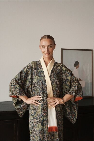 Vintage Authentic Japanese Kimono Hand Made One Size 1
