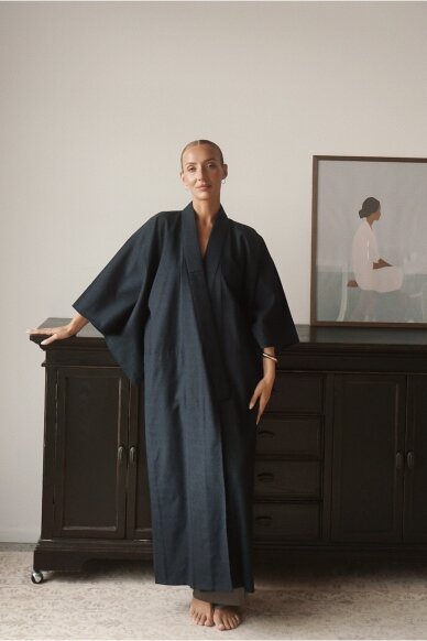Vintage Authentic Japanese Kimono Hand Made One Size Vintage Authentic Japanese Kimono Hand Made One Size