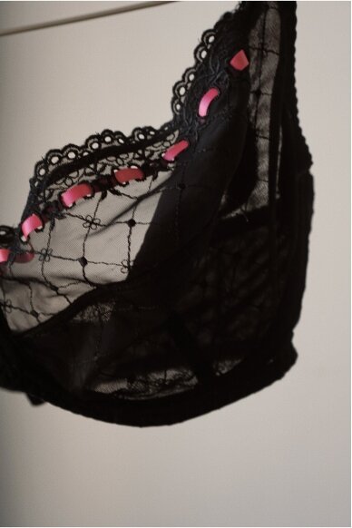 Vintage Lingerie Bra 70L 2